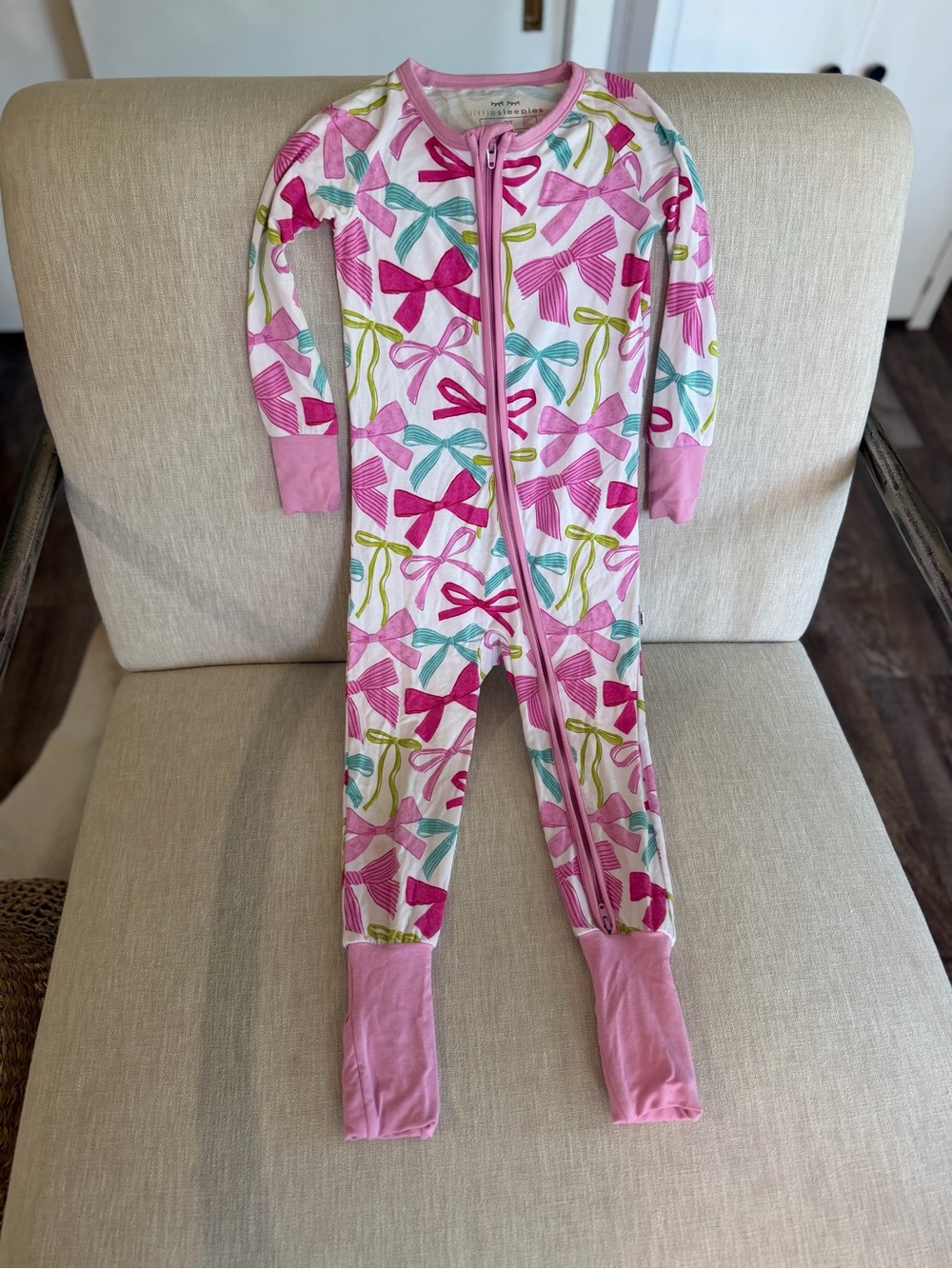 Little Sleepies Ribbons and Bow Print